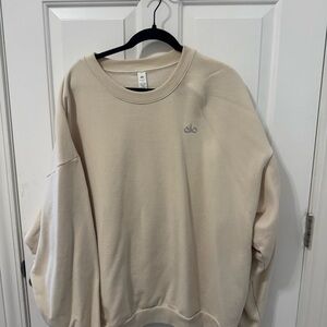 ALO Yoga Women’s Cream Sweater